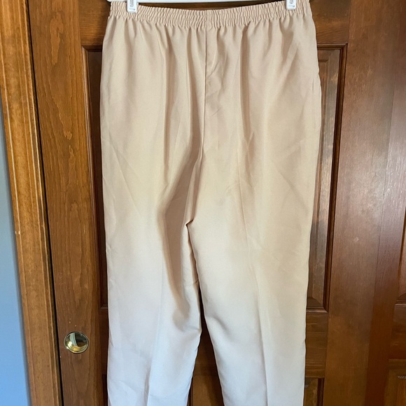 Blair Size 18PS Tan Pants w/ Elastic Waistband - Picture 3 of 5